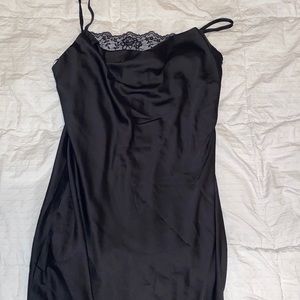 Size 0X Forever 21 silky black woven dress